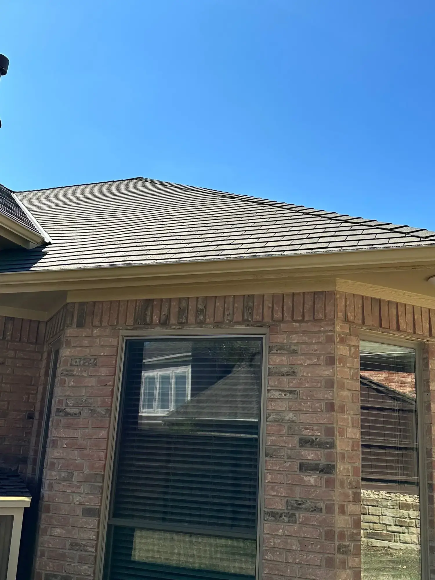 Roof replacement on a large Southlake home